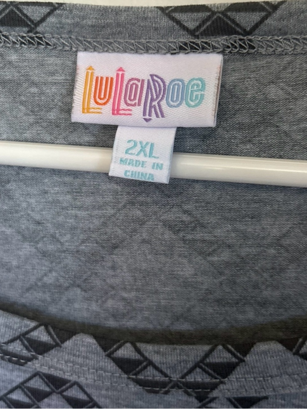 LuLaRoe “Julia” Dress Size 2XL Heather Grey Geometric Print - Picture 6 of 9